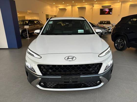 HYUNDAI KONA 2024