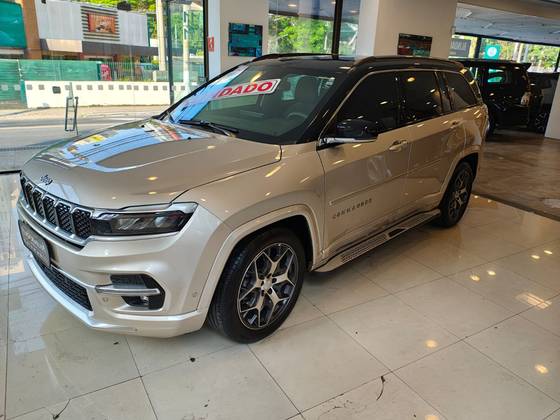 JEEP COMMANDER 2023