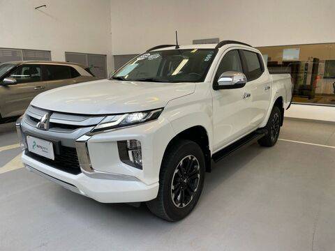 MITSUBISHI L200 TRITON 2024