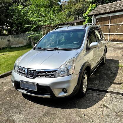 NISSAN LIVINA 2014