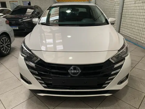 NISSAN VERSA 2025