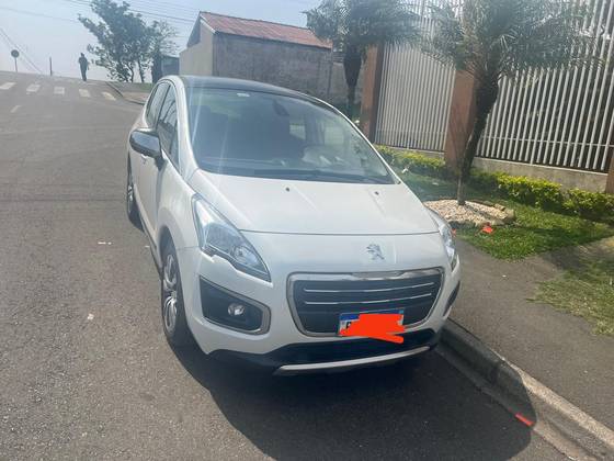 PEUGEOT 3008 2015