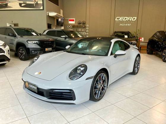 PORSCHE 911 2021