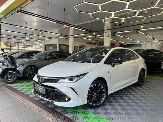 TOYOTA COROLLA 2024
