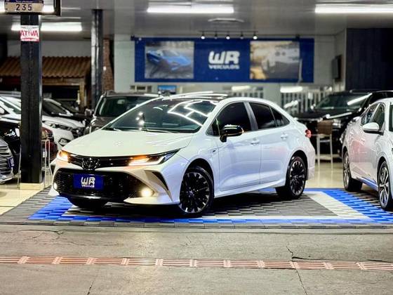 TOYOTA COROLLA 2024
