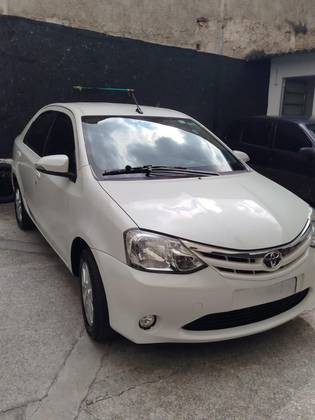 TOYOTA ETIOS 2017