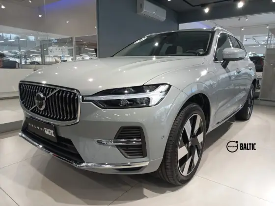 VOLVO XC60 2024
