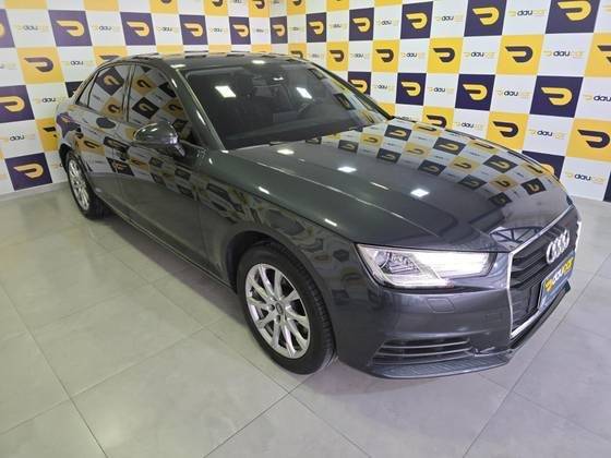 AUDI A4 2018