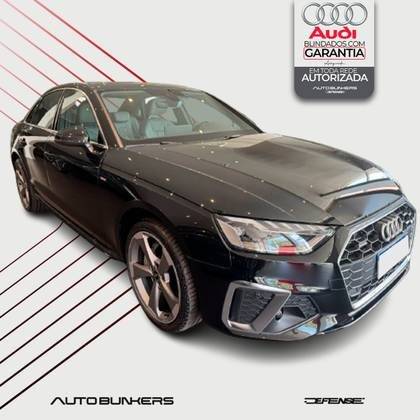 AUDI A4 2024