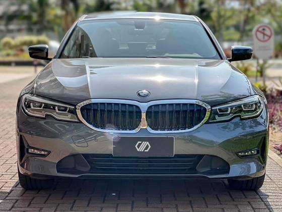 BMW 320i 2022