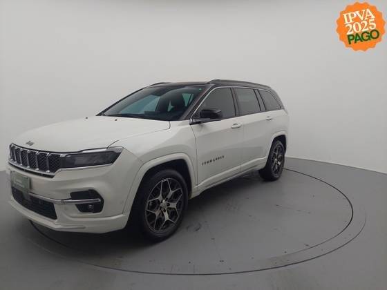 JEEP COMMANDER 2024