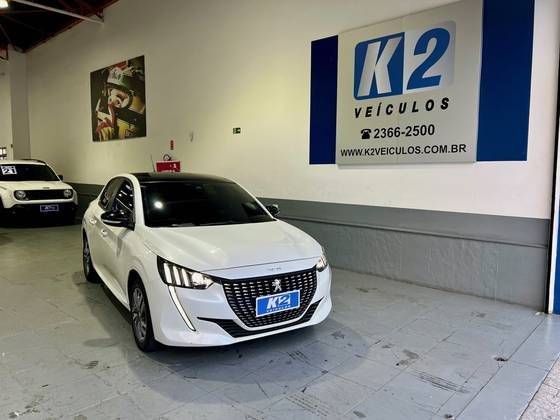 PEUGEOT 208 2021