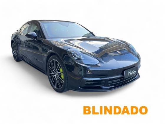 PORSCHE PANAMERA 2018