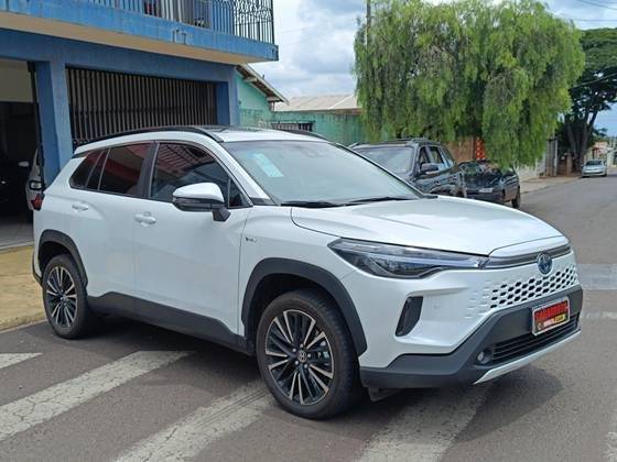 TOYOTA COROLLA 2025
