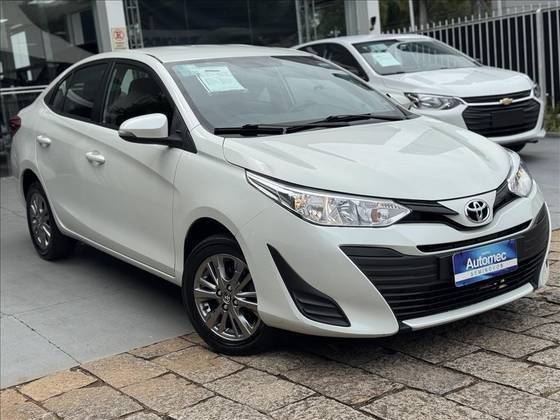 TOYOTA YARIS 2020