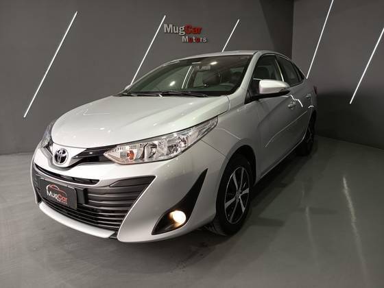 TOYOTA YARIS 2019