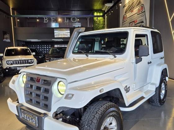 TROLLER T4 2013