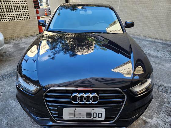 AUDI A4 2016