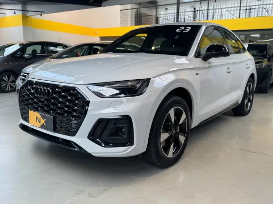 AUDI Q5 2023