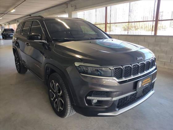 JEEP COMMANDER 2023