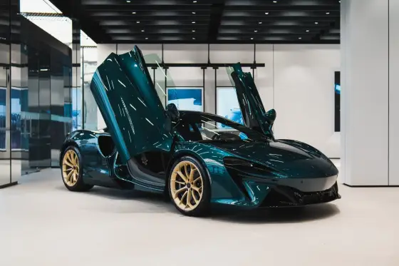 MCLAREN ARTURA 2025