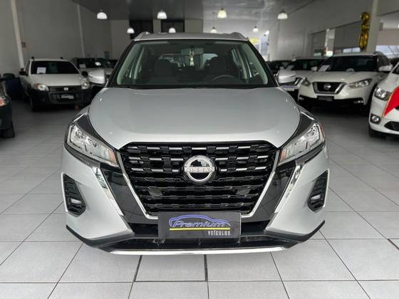 NISSAN KICKS 2024