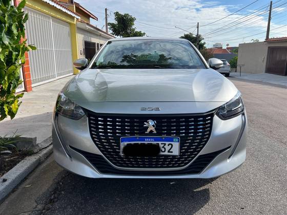 PEUGEOT 208 2022