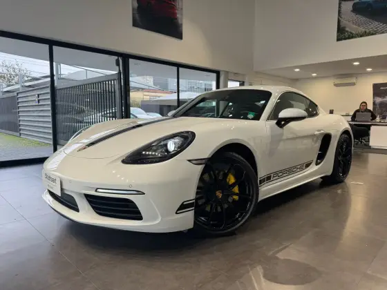 PORSCHE 718 2024