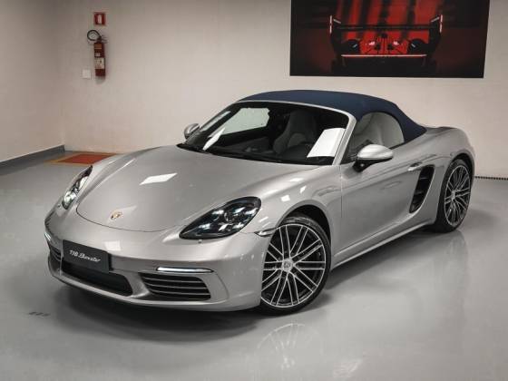 PORSCHE 718 2024