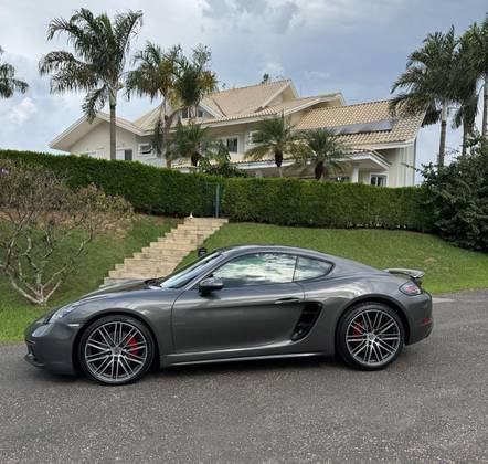 PORSCHE 718 2021
