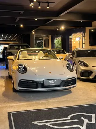 PORSCHE 911 2021
