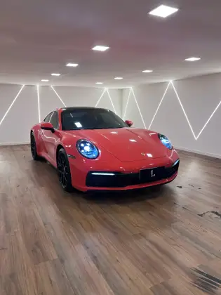 PORSCHE 911 2021