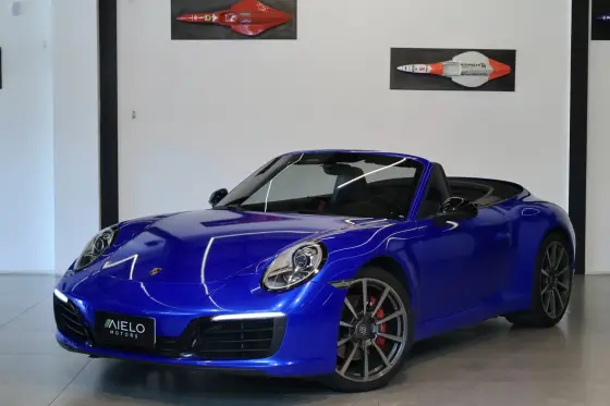 PORSCHE 911 2017