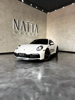 PORSCHE 911 2020