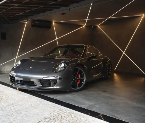 PORSCHE 911 2015