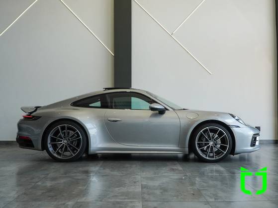 PORSCHE 911 2021