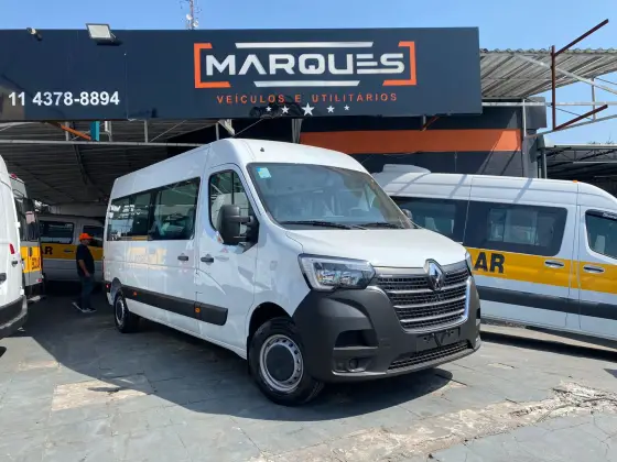 RENAULT MASTER 2026