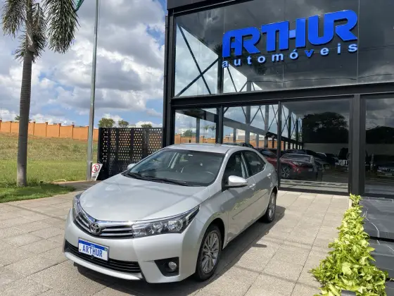 TOYOTA COROLLA 2017