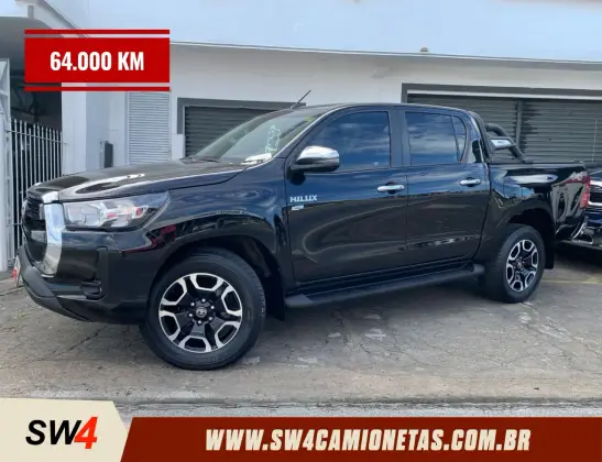 TOYOTA HILUX 2021