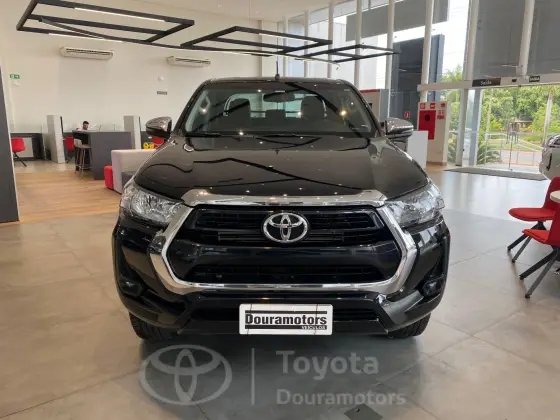 TOYOTA HILUX 2022