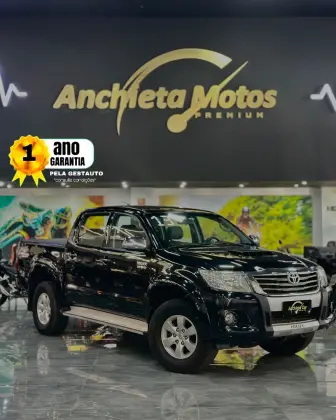 TOYOTA HILUX 2013