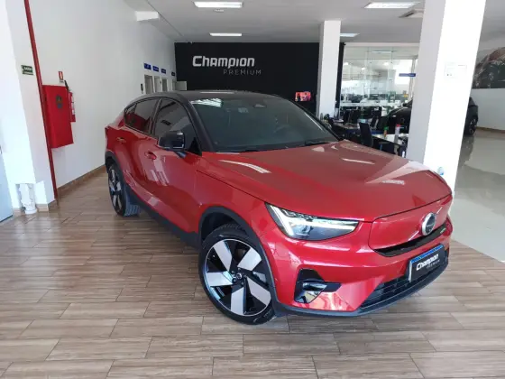VOLVO C40 2022
