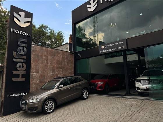 AUDI Q3 2015
