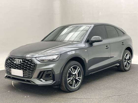 AUDI Q5 2023