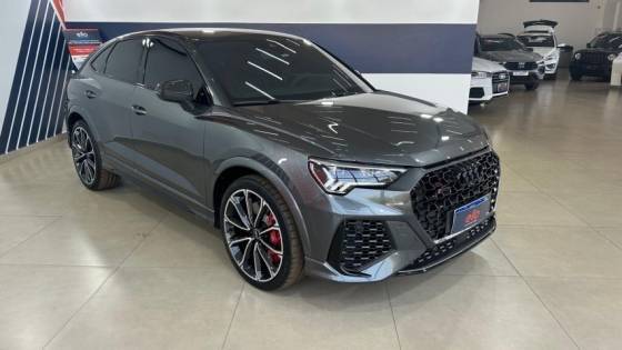 AUDI RS Q3 2021