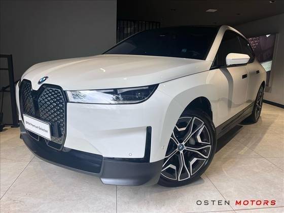 BMW iX 2023