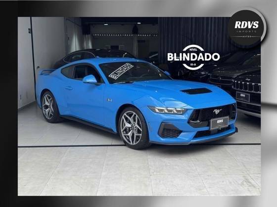 FORD MUSTANG 2024