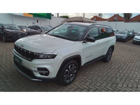 JEEP COMMANDER 2023