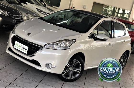PEUGEOT 208 2014