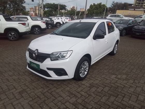 RENAULT LOGAN 2023